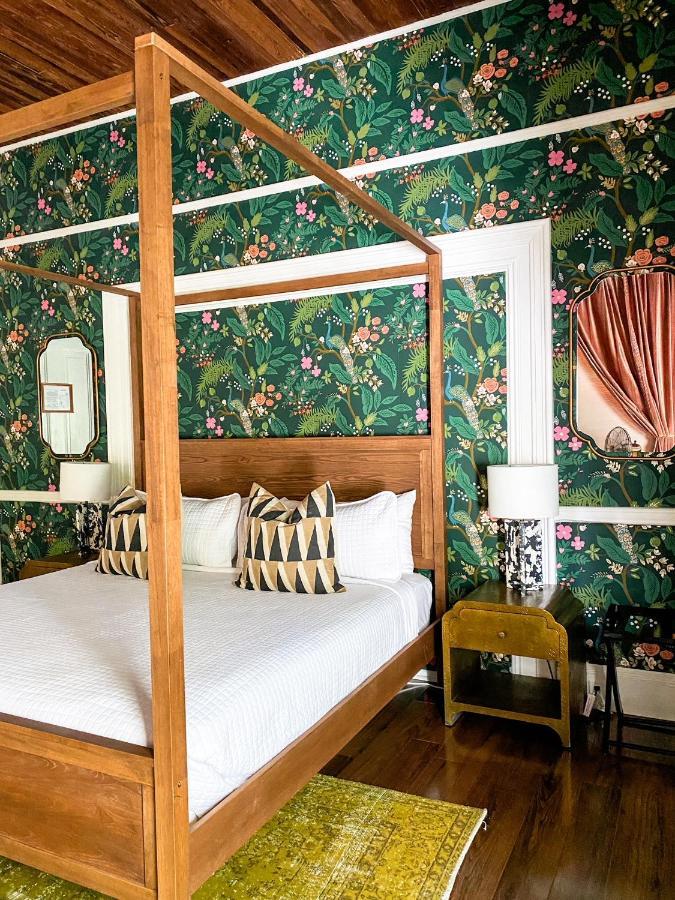 Marreros Guest Mansion - Adult Only Bed and Breakfast Key West Buitenkant foto