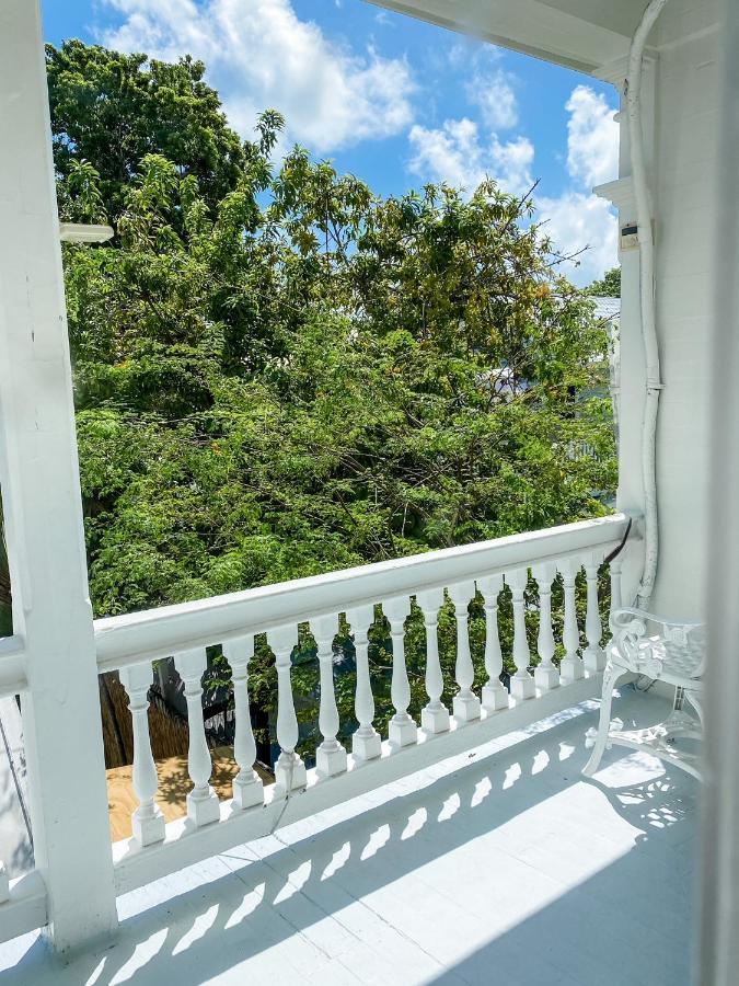 Marreros Guest Mansion - Adult Only Bed and Breakfast Key West Buitenkant foto