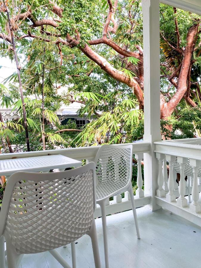 Marreros Guest Mansion - Adult Only Bed and Breakfast Key West Buitenkant foto
